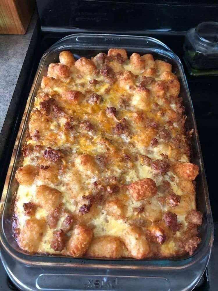 Tater Tot Breakfast Casserole 460988940_2611672685685359_2185299691195322226_n