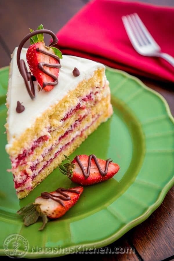 Hungarian Strawberry Layer Cake (Epres Torta): A Timeless Delight for Every Occasion 🍓 033bb628d095a67c92d7da02510fac0e