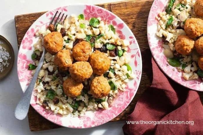 Hungarian Meatballs with Cauliflower Rice: A Comforting Low-Carb Classic 6be6fdf6e78c3a859f3f04b71893fe1d_compress