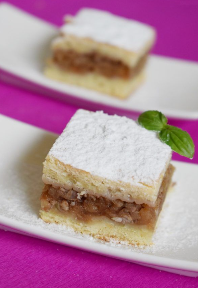 🍏🥧 Hungarian Apple Cake (Almás Pite) 🇭🇺 Capture d’écran 2025-03-23 145205
